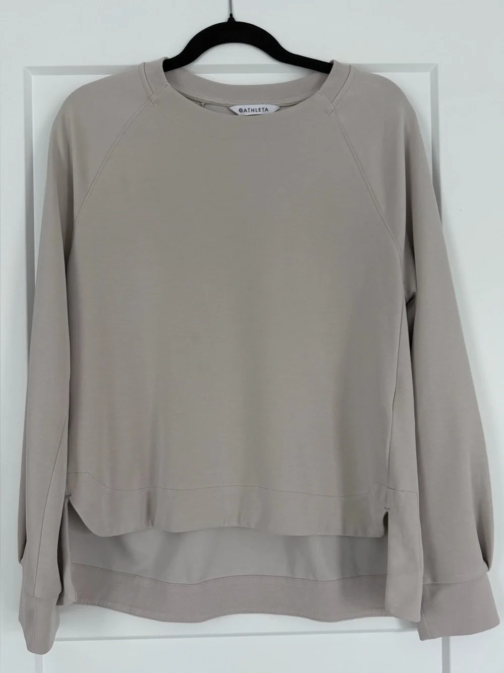 Athleta Seasoft Taupe Crewneck Lightweight Pullover, Medium - Picture 1 of 9